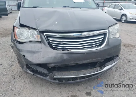 2016 Chrysler Town & Country Touring из США, поврежденный, VIN 2C4RC1BG0GR286768